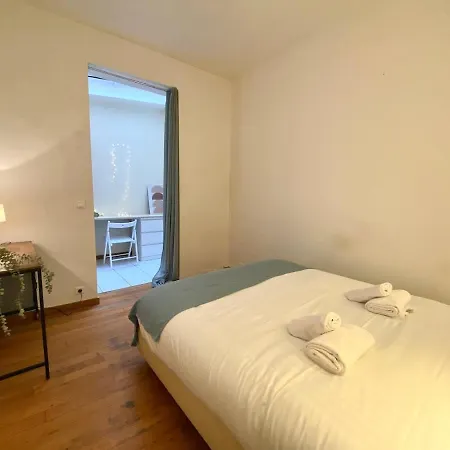 100 Belmondo Cosy Center * Parigi